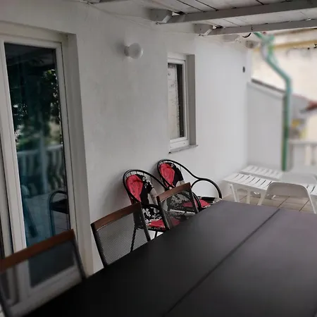 Goga Apartment