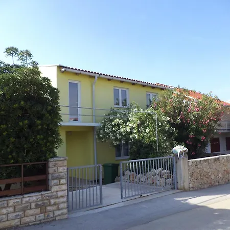 Apartment Goga Vir