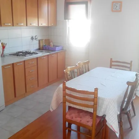 Goga Apartment