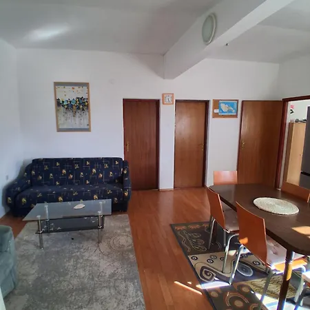 Apartman Goga *